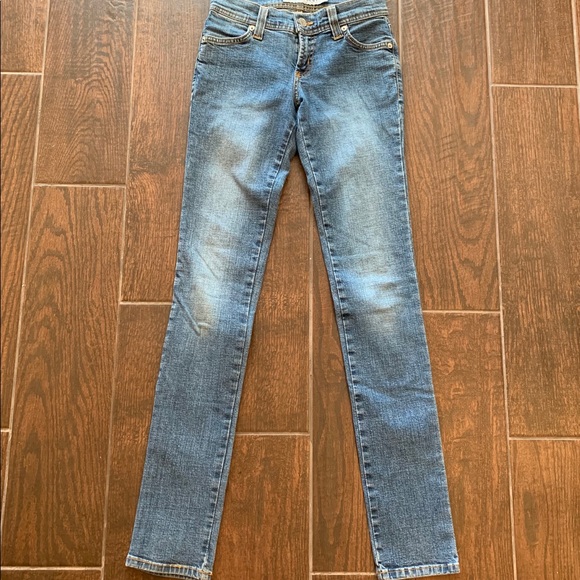 Nine Planet Light Wash Skinny USA 31” long - Picture 8 of 8